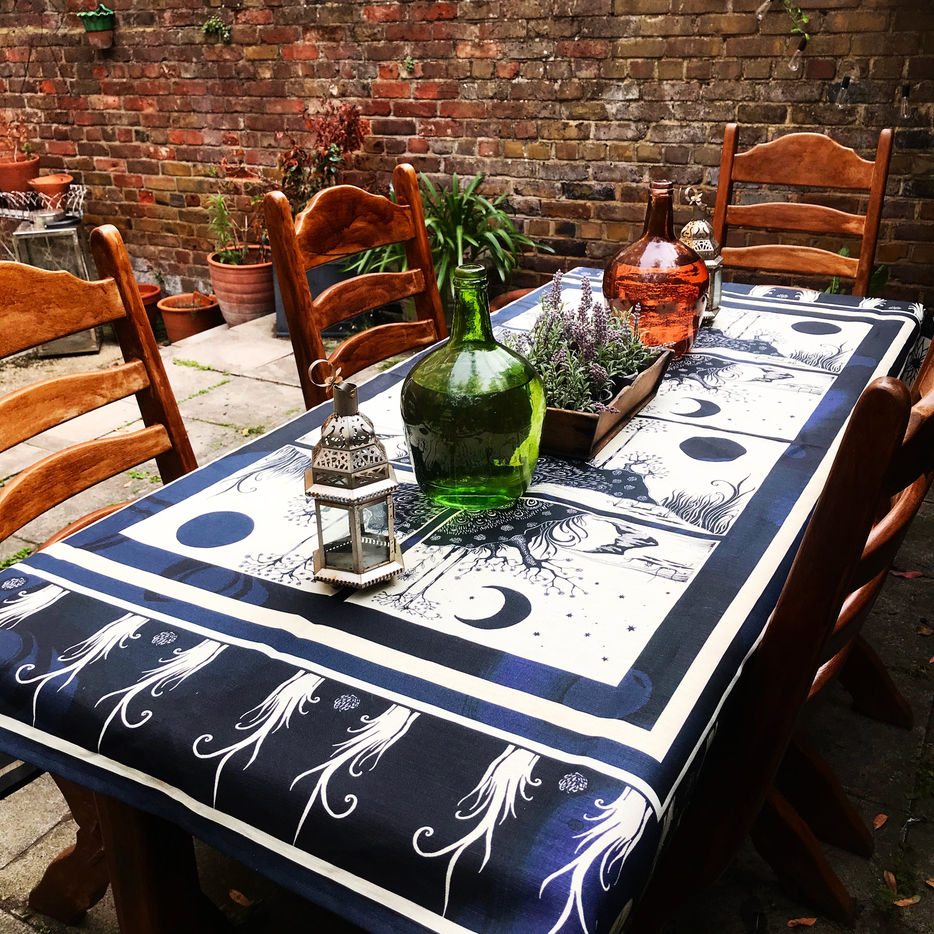 Day & Night Tablecloth