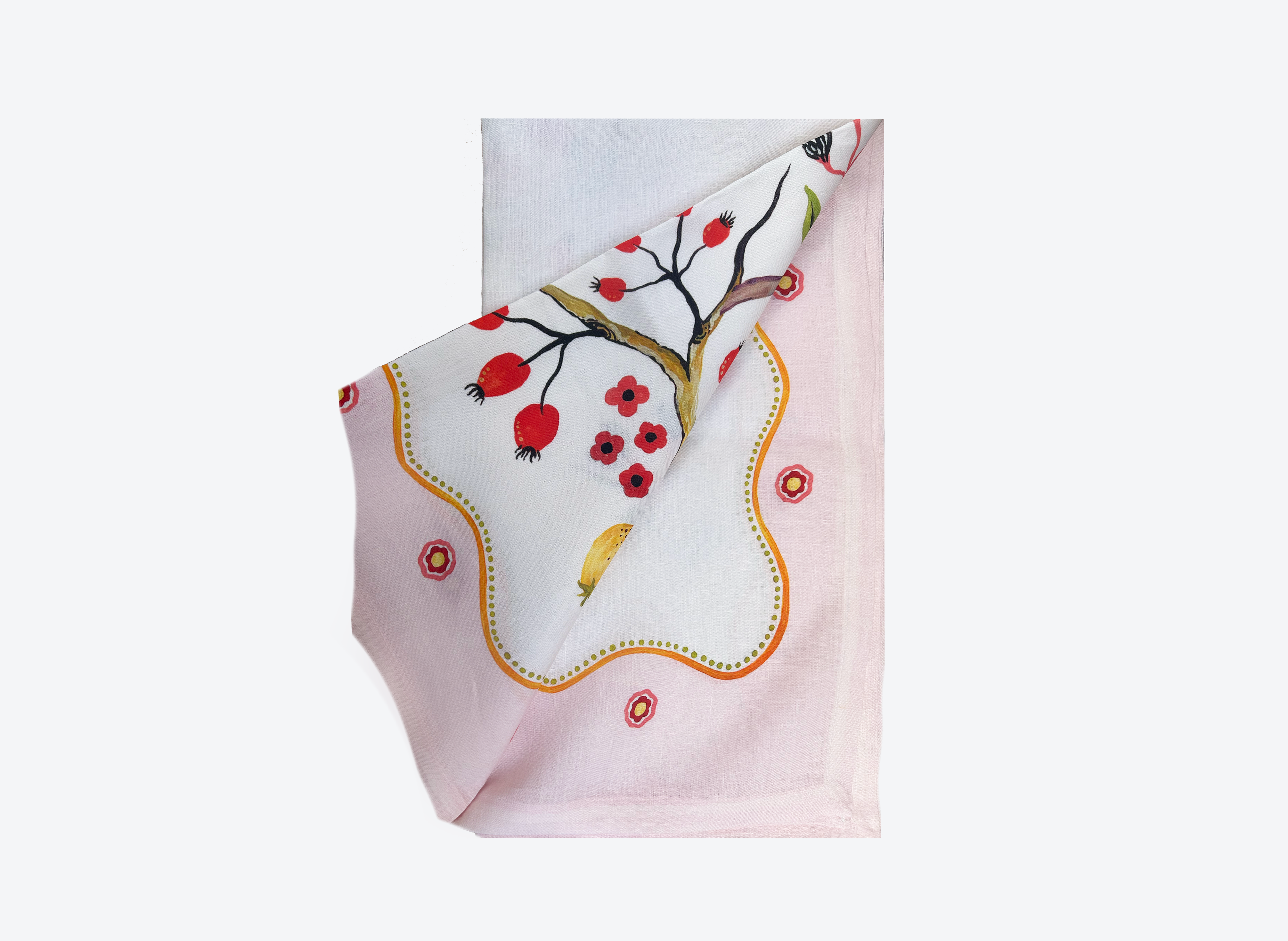 Scalloped Floral Table Linen