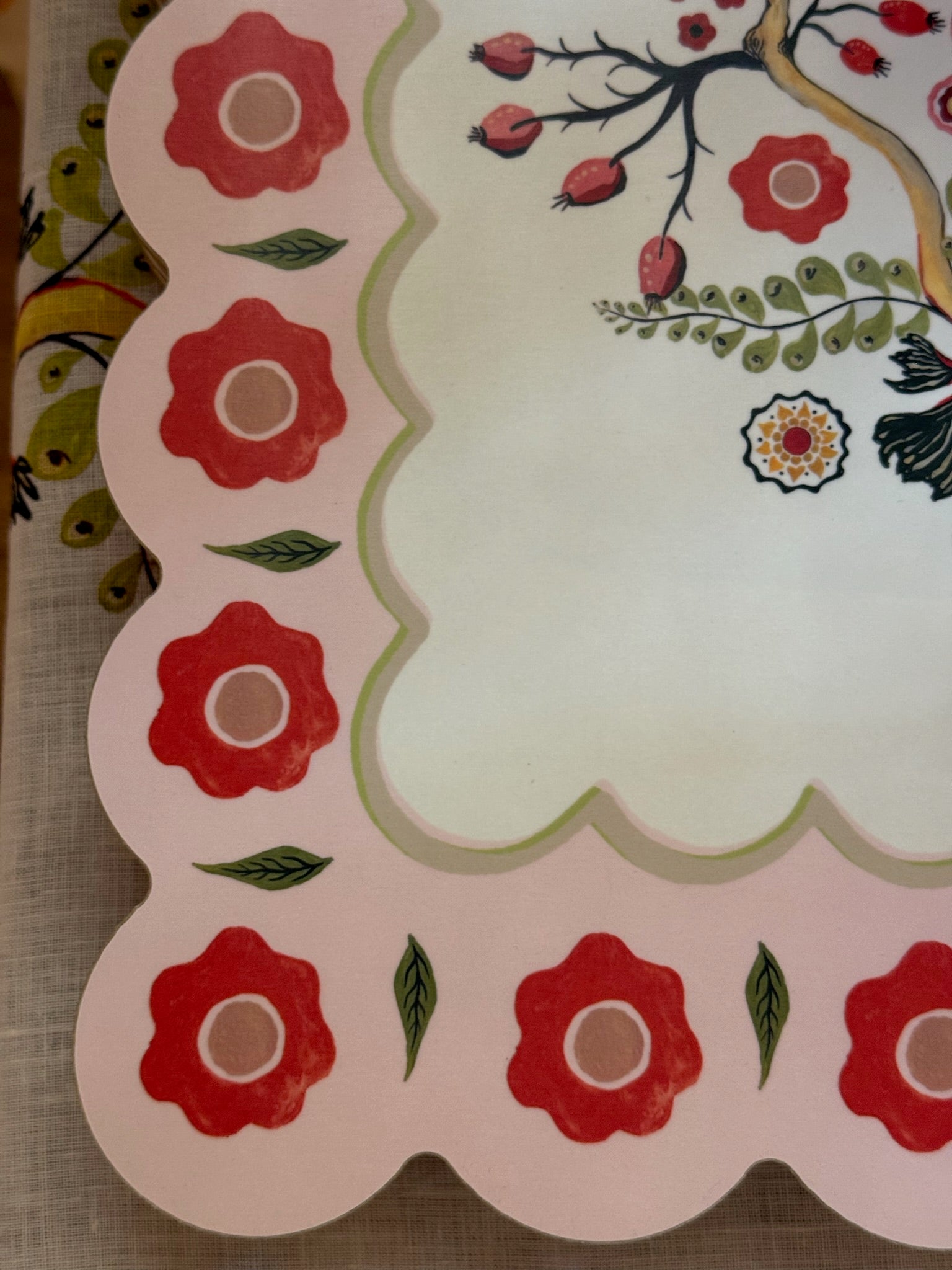 * Large Rectange Scallop Floral Table Mat