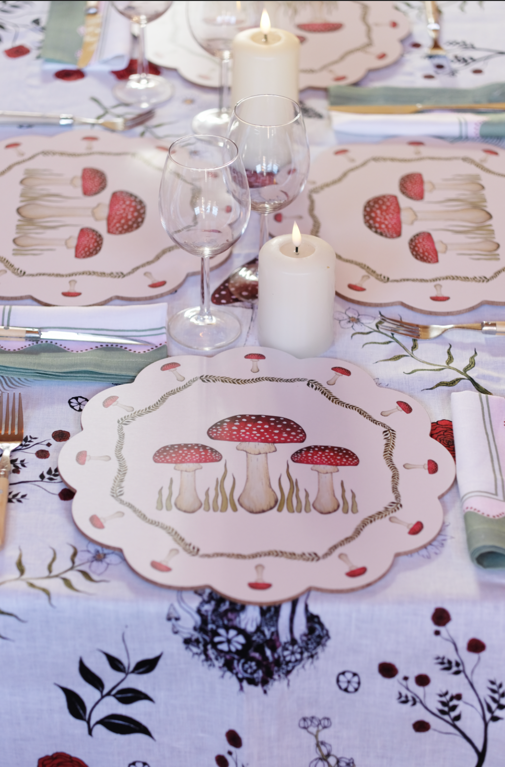 * Mushroom Table Mat